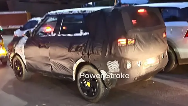 Pilihan mesin tetap sama: 1.2L bensin, 1.0L turbo, dan 1.5L diesel dengan opsi transmisi manual hingga DCT 7-percepatan (Power Stroke)