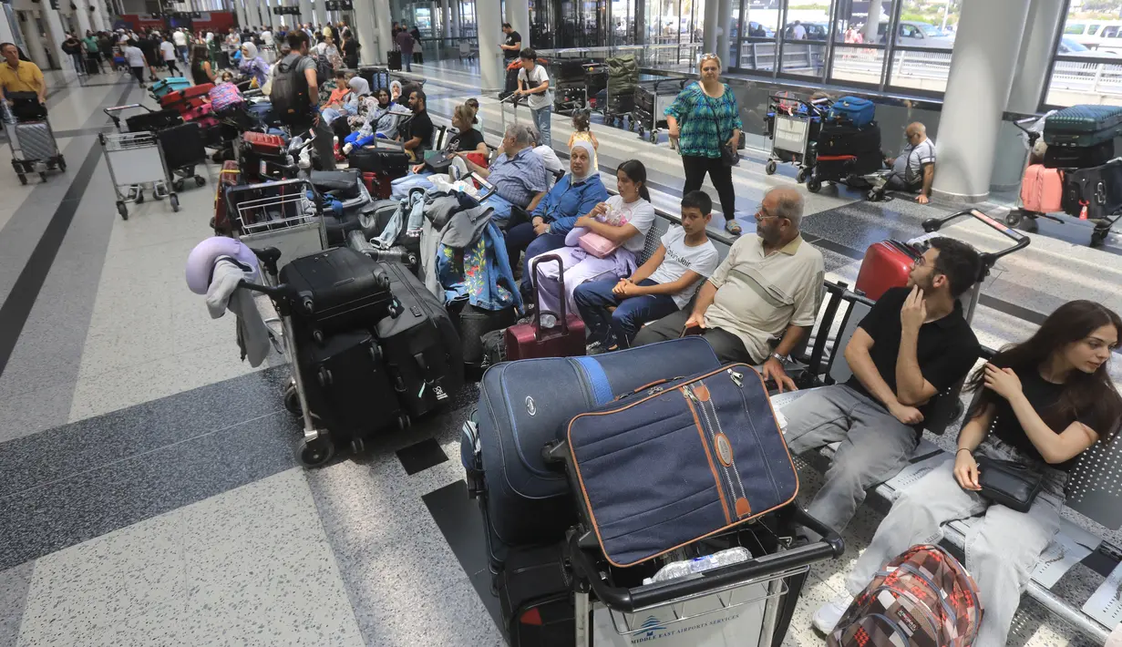 Amerika Serikat telah mendesak warganya untuk meninggalkan Lebanon dengan "tiket apa pun yang tersedia", seiring dengan meningkatnya kekhawatiran bahwa perang di Timur Tengah dapat menyebar. (AFP)