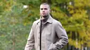 Penjaga gawang timnas Prancis, Lucas Chevalier saat tiba di Clairefontaine-en-Yvelines pada 11 November 2024. (FRANCK FIFE/AFP)