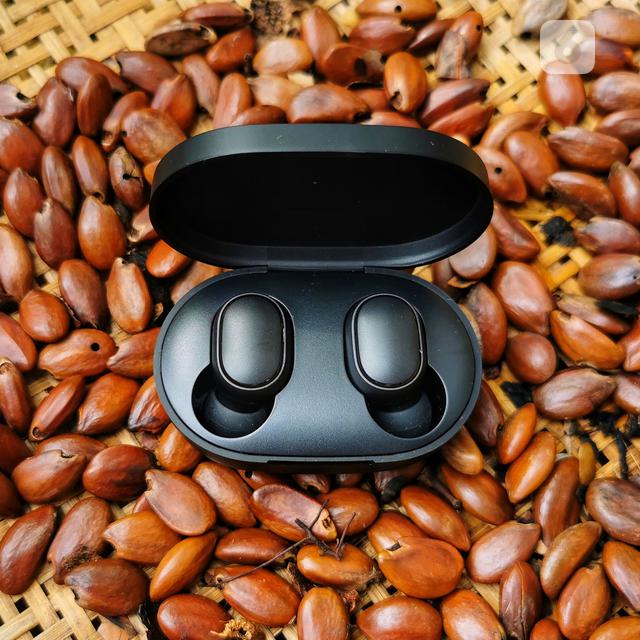Mi True Wireless Earbuds Basic 2. Liputan6.com/Mochamad Wahyu Hidayat