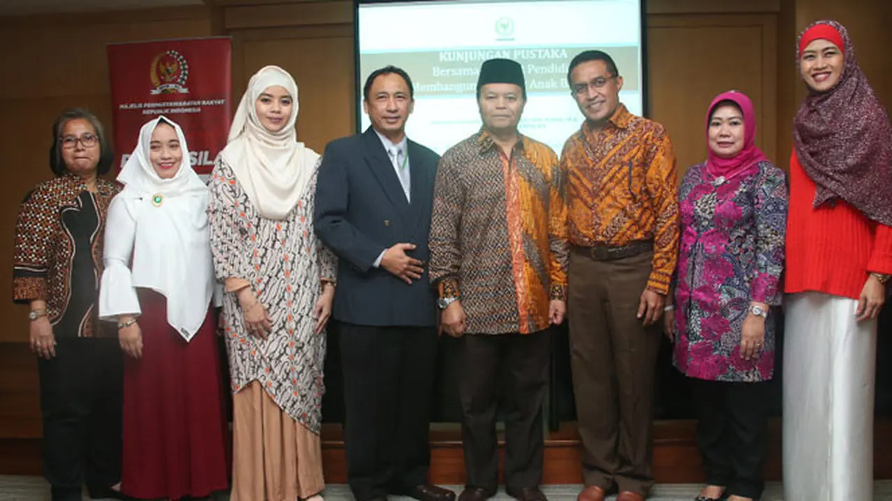 Wakil Ketua MPR: Pendidikan Kita Mengajarkan yang Utuh