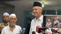 Capres nomor urut 3, Ganjar Pranowo setuju dengan usulan Wapres RI Ma'ruf Amin bahwa menteri yang maju menjadi kandidat capres atau cawapres 2024 harus mundur dari jabatannya di kabinet. (Liputan6.com/Ady Anugrahadi)