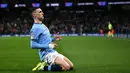 Laga baru berjalan tiga menit, The Citizens unggul lewat gol Phil Foden. (Paul ELLIS/AFP)