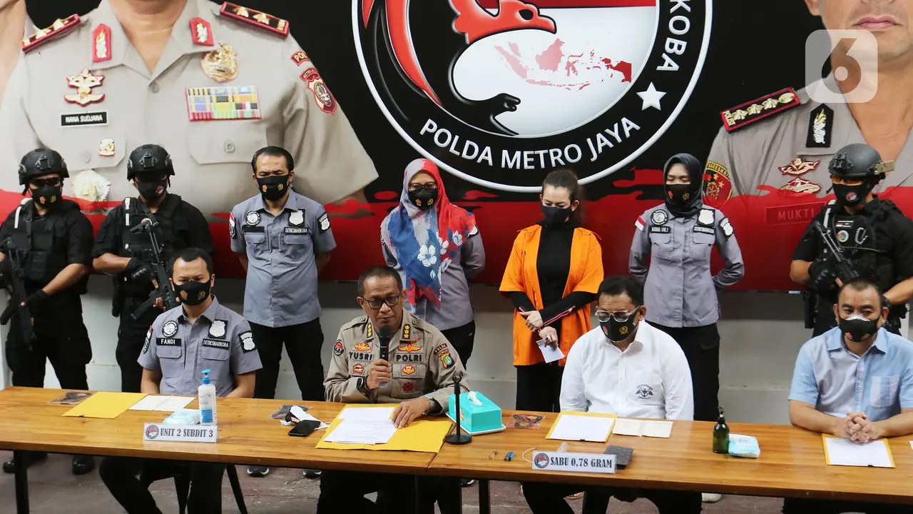 FOTO: Rilis Kasus Narkotika Reza Artamevia