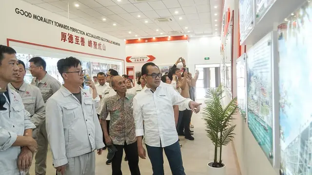 Sekretaris Kementerian Koordinator Bidang Perekonomian Susiwijono Moegiarso selaku Plt Sekretaris Jenderal Dewan Nasional KEK dalam Rapat Kerja Evaluasi Perkembangan KEK Triwulan III di Bintan, Kepulauan Riau, Jumat (5/10/2023). (Dok Kemenko Perekonomian)