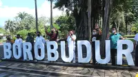 Gubernur Jawa Tengah Ganjar Pranowo di wisata Candi Borobudur, Rabu (10/6).