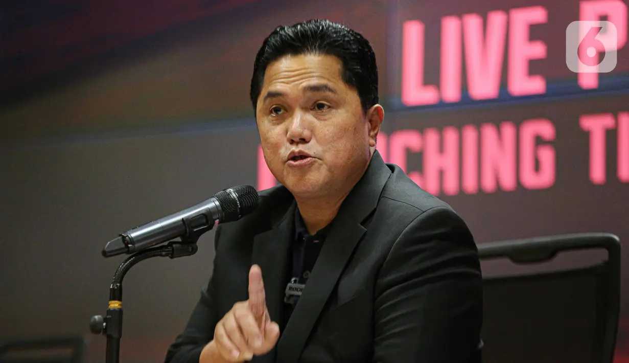 "Yang pasti, kita akan mulai pembelian tiket tanggal 5 Juni khusus BRI Card Holder. Nanti tanggal 6-7 Juni baru ada public sales untuk semua pembayaran," papar Erick. (Liputan6.com/Faizal Fanani)