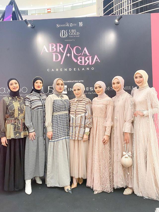 6 Potret Nabila Syakieb Pakai Hijab di Acara Fashion Zaskia Sungkar, Curi Perhatian