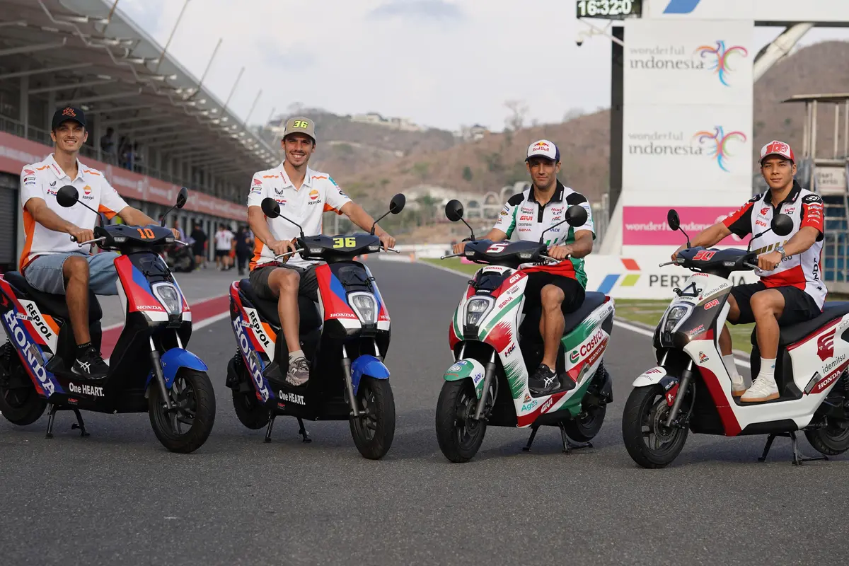 Duet EM1 e: dan PCX 160 Jadi Motor Operasional Repsol Honda Team di MotoGP Mandalika (Ist)