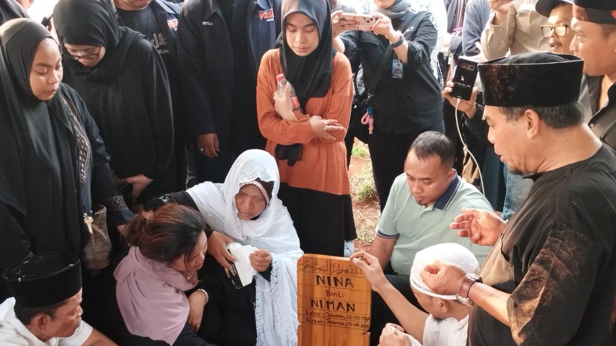 Mpok Alpa Dimakamkan di TPU Kujaran Hari Ini, Diiringi Isak Tangis dan Doa