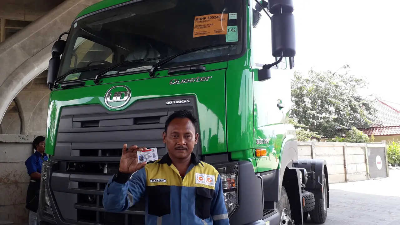 Sopir truk