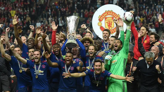 Foto: Lama Puasa Gelar, 5 Klub Ini Akhiri Paceklik Gelar usai Dibesut Jose Mourinho, Chelsea Menunggu hingga Setengah Abad