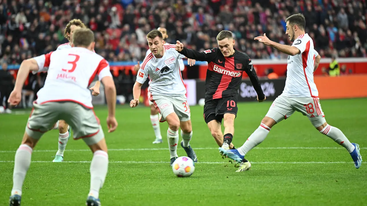 Foto: Melihat Ganasnya Bayer Leverkusen Asuhan Xabi Alonso, Tak Terbendung di Liga Jerman