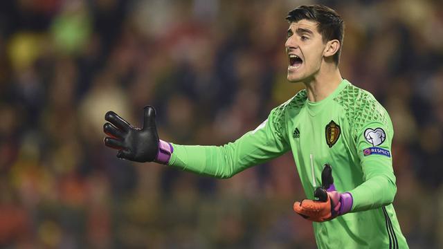 Kabar Transfer: Courtois Tolak Madrid, Rooney ke Everton