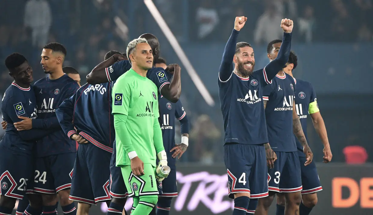 <p>Dalam pertandingan melawan Lens kali ini, Ramos bermain penuh selama 90 menit. Ia juga menciptakan satu peluang emas yang gagal dikonversi menjadi gol. (AFP/Alain Jocard)</p>