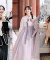 Hesti Purwadinata liburan ke Korea Selatan dengan gaya yang mencuri perhatian. Ia kenakan hanbok hingga outfit kasual bak Putri Korea, seperti apa gayanya? [@hestipurwadinata @las.picture]