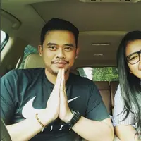 Ng-date bareng putri Presiden Republik Indonesia, Kahiyang Ayu, Bobby Nasution tetap tampil kasual. (Instagram)