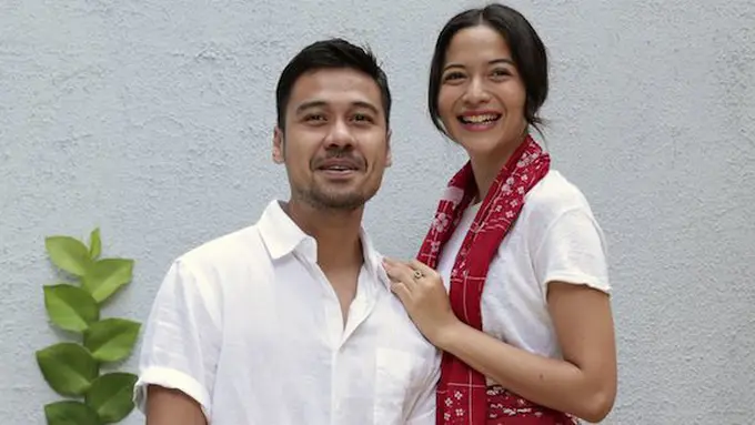 Pasangan Chicco Jerikho dan Putri Marino/copyright KapanLagi.com/Muhammad Akrom Sukarya