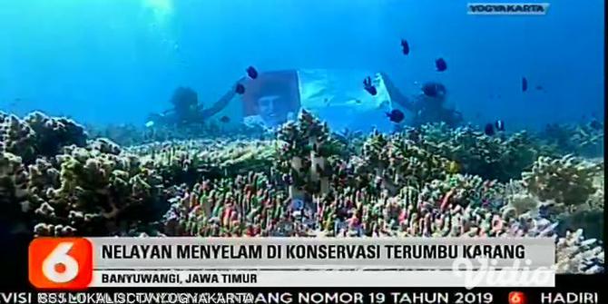 VIDEO: Nelayan di Banyuwangi Bentangkan Spanduk Ucapan Selamat Jokowi-Ma'ruf Amin