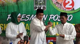  Santri Nahdatul Ulama mendukung pasangan capres-cawapres Joko Widodo- Jusuf Kalla dalam pilpres 9 Juli mendatang (Liputan6.com/Johan Tallo)