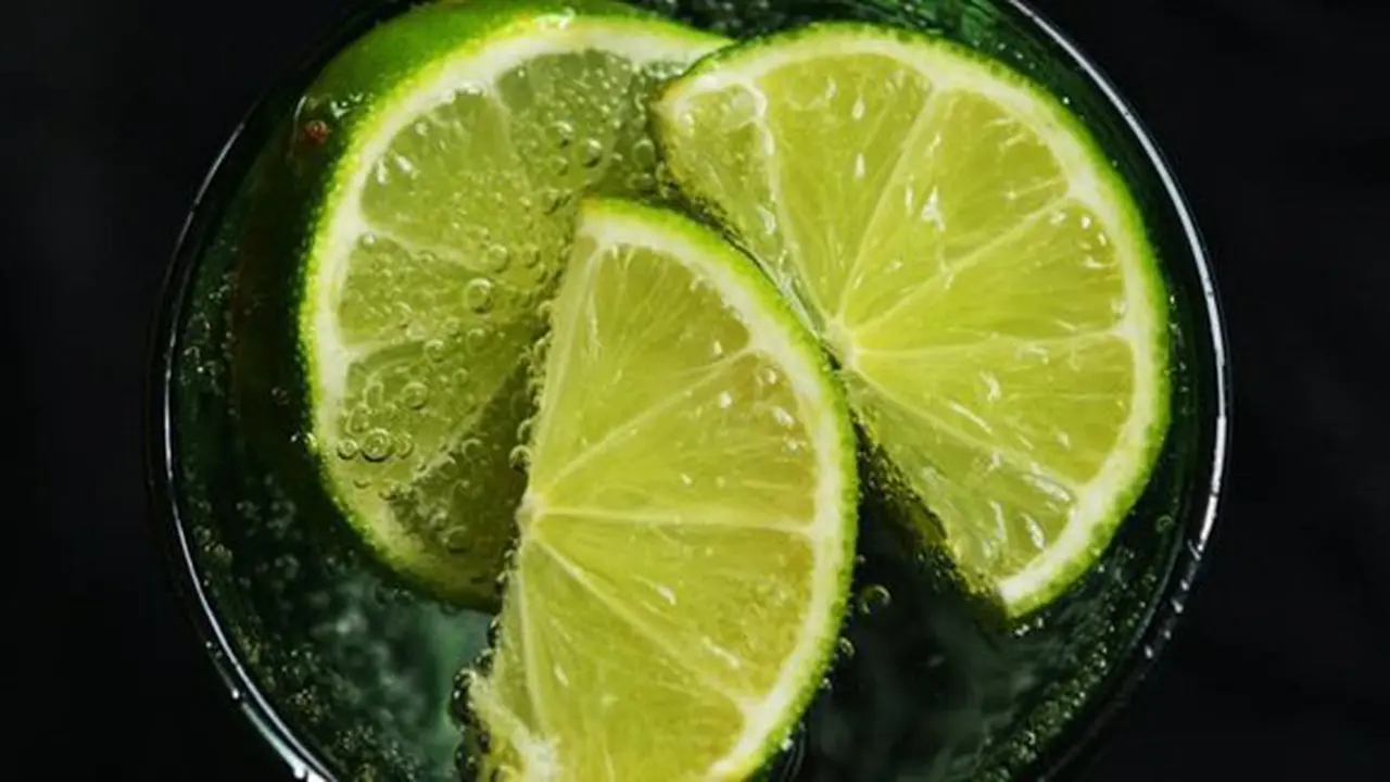 Manfaat lemon water/copyright Pexels.com
