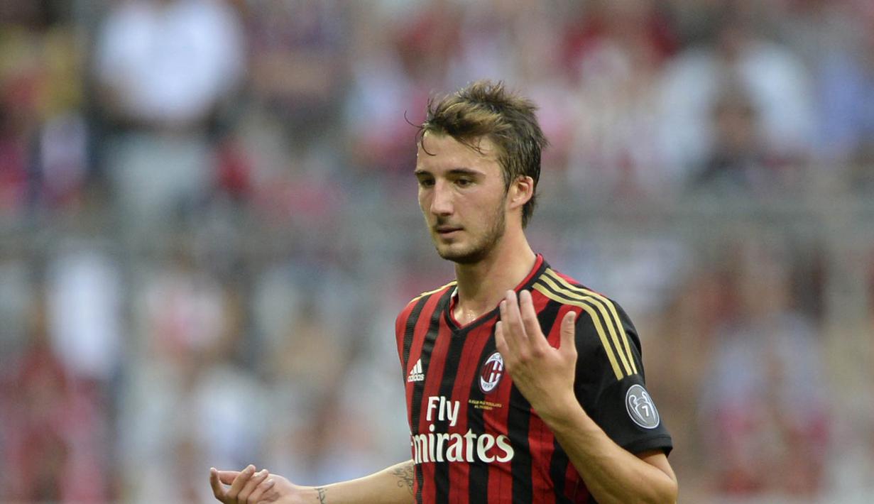 Bryan Cristante merupakan pemain binaan dari Akademi AC Milan, yang sempat masuk skuat senior Rossonerri pada tahun 2013. (AFP/Christof Stache)