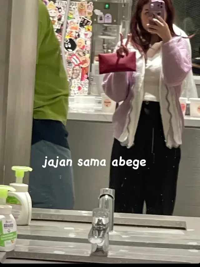 Keseruan Rebecca Klopper bersama adik kandungnya (Foto: instagram rklopperr)