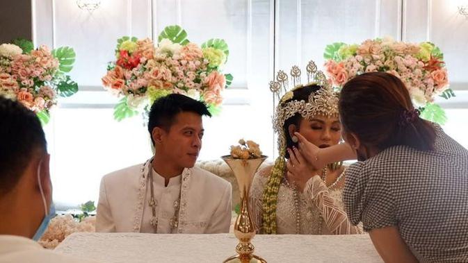 Foto Ariel Pakai Topi - Pakai Topi Animasi Keren Cowok - Paling Populer 30 Foto Kartun Orang Keren Pake Topi Unduh 560 ... - Masih bisa lah yaaaaaaa hahahahaa iya in aja udah biar cepet.