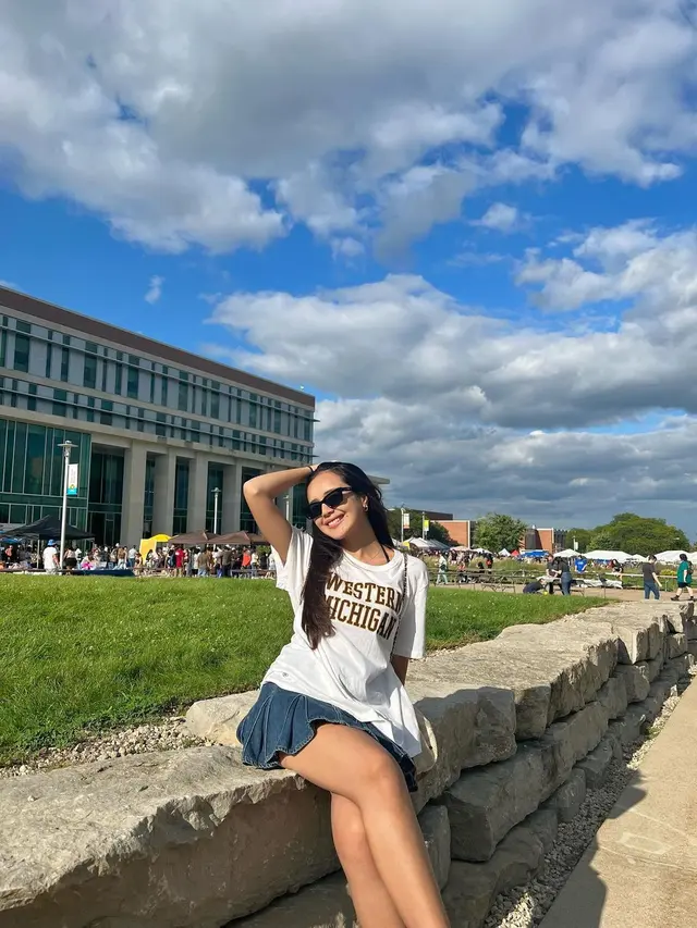 8 Potret Beby Tsabina Kuliah di Western Michigan University, Pamer Suasana Kampus