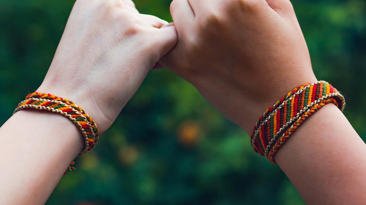 Ilustrasi mimpi, gelang