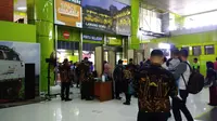 Jokowi Kunker Naik Kereta, Pengamanan Stasiun Gambir Diperketat (Liputan6.com/ahmad Romadoni)