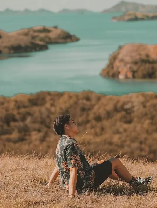 Need some vitamin sea, Jeje pergi berlibur ke Amanwana, Nusa Tenggara Barat. (Liputan6.com/IG/jejesoekarno)