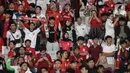 Sementara, Ultras tak membentangkan spanduk, mereka hanya terus bernyanyi sejak pemanasan. (Liputan6.com/Helmi Fithriansyah)