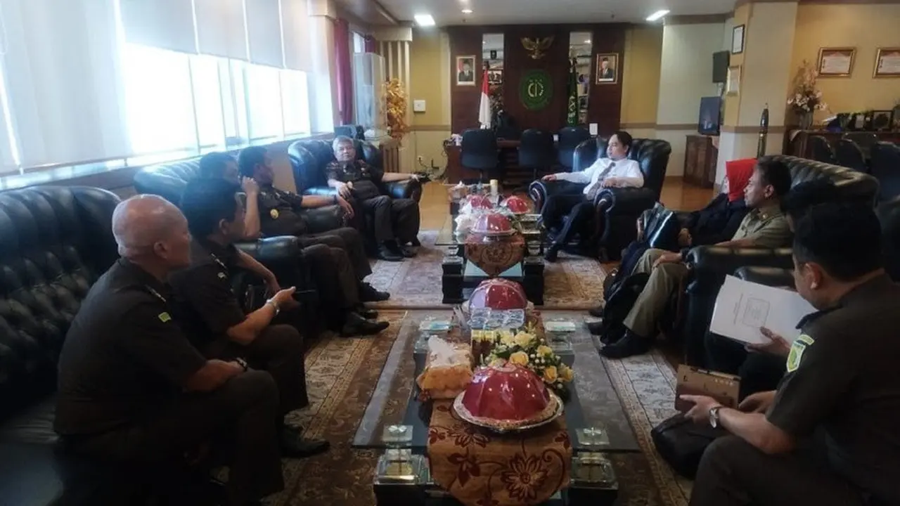 Hingga setahun ditangani, Kejati Sulsel belum juga menetapkan tersangka dalam penyidikan dua kasus korupsi seputar proyek DAK di Sulsel (Liputan6.com/ Eka Hakim)