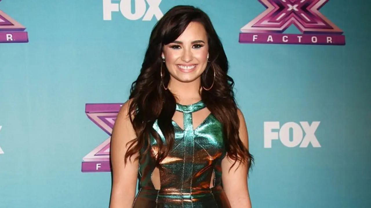 demi-lovato-131219b.jpg