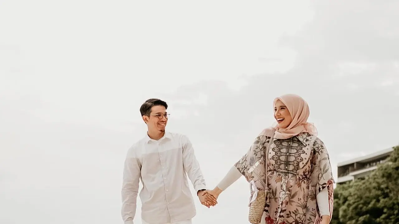 [Fimela] Irwansyah dan Zaskia Sungkar