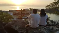 Sihir Pagi Bukit Batu Purba Koja Doi, Bikin Wisatawan Melongo Berdecak Kagum