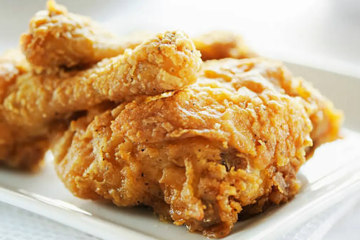 Ilustrasi ayam goreng KFC