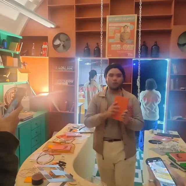 Instalasi Loki Season 2 di Senayan City Jakarta