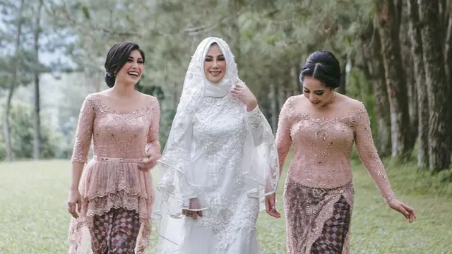 [Bintang] Mama Amy dan pernikahan syahnaz