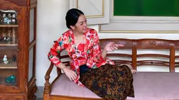 Selain berparas cantik, cicit pahlawan nasional Mohammad Yamin ini juga dikenal sebagai perempuan pencinta budaya. Dalam beberapa kesempatan, Rania terlihat mengenakan kebaya berbagai motif yang membuatnya semakin terlihat anggun, termasuk kebaya motif bunga. (Liputan6.com/IG/@raniaayamin)