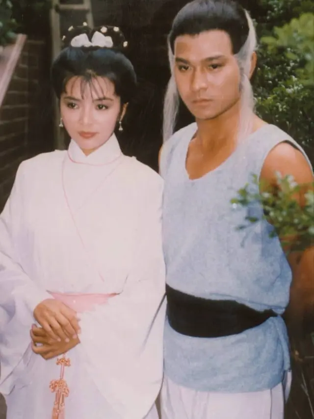 37 Tahun Berlalu, Ini 7 Potret Terbaru Yoko dan Bibi Lung yang Curi Perhatian