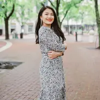 ilustrasi perempuan bahagia/Photo by Vantha Thang from Pexels