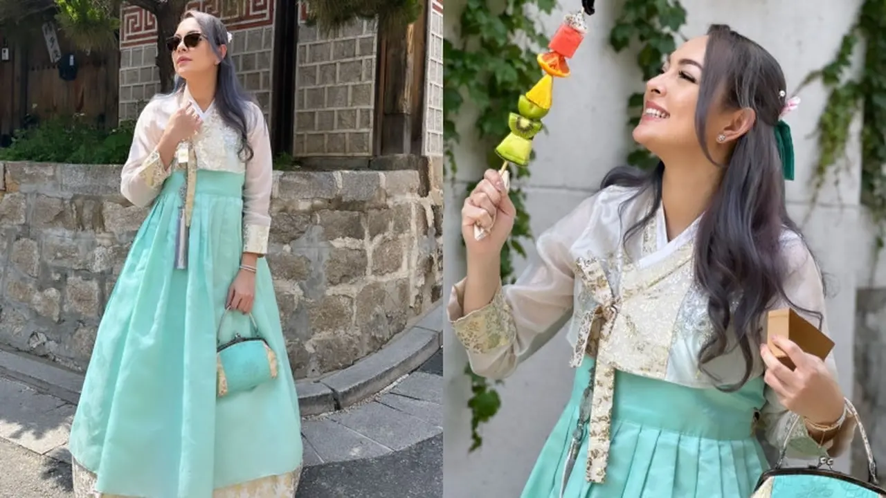dr. Reisa Kenakan Hanbok