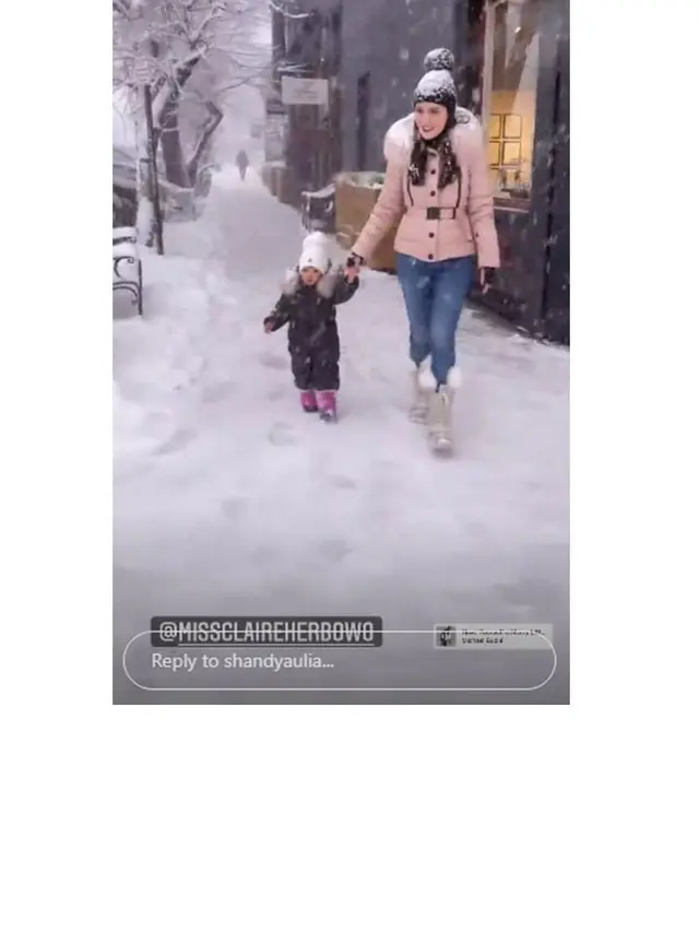 8 Gaya Shandy Aulia saat Habiskan Libur Akhir Tahun di Amerika, Bak Anak Muda