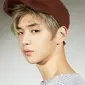 Seperti diketahui, Kang Daniel sudah menjadi model sejak tahun 2017. Ia akan memperpanjang kontraknya hingga akhir 2018. (Foto: Allkpop.com)