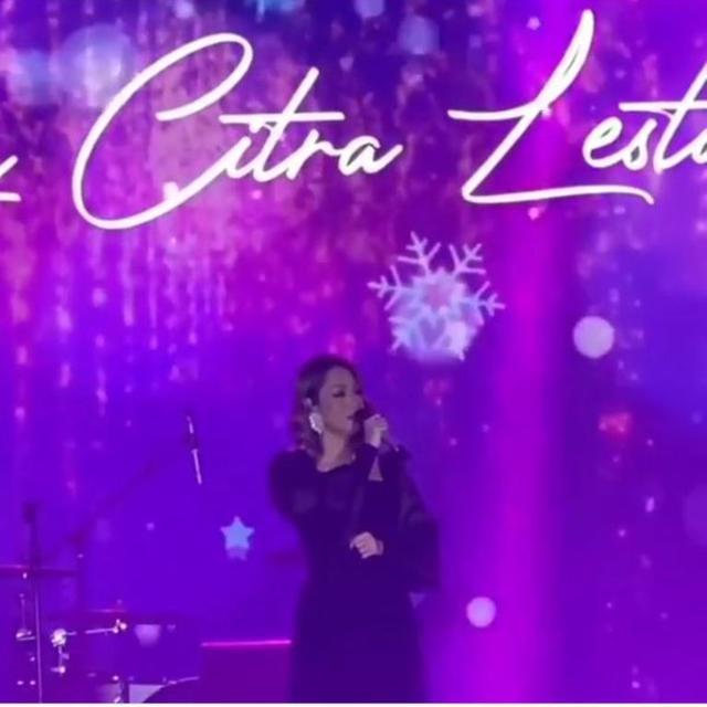 Penampilan Bunga Citra Lestari di konser Ronan Keating