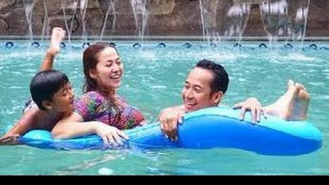 Tak Hanya Nia Ramadhani, 4 Artis Ini Punya Kolam Renang ...