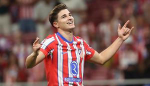 Di menit ke-94, Julian Alvarez menutup pesta gol Atletico Madrid ke gawang Valencia CF. (Pierre-Philippe MARCOU/AFP)