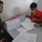 Pemuda asal Pekanbaru yang ditangkap karena membobol akun coinbase warga negara asing hingga belasan miliar. (Liputan6.com/M Syukur)